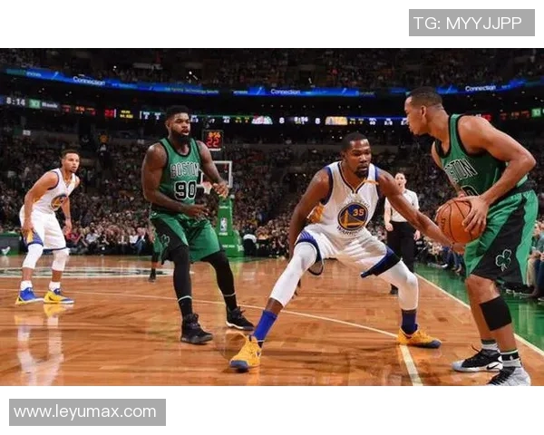 夸梅质疑对布朗尼的赞誉与对本内特威少的批评为何存在双重标准